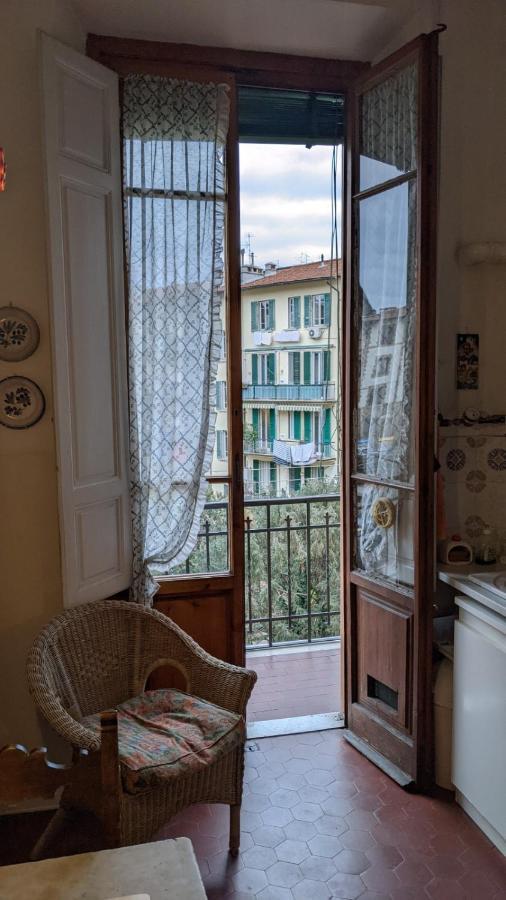 Double Bedroom In Beautiful 30'S Style Apartment Firenze Kültér fotó